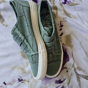 Blowfish Malibu Marley Slip-On Sneakers Washed Green 8.5